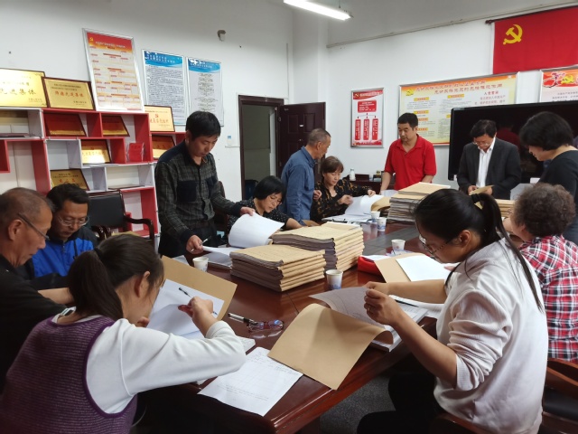 学校督导专家莅临马克思主义学院开展第四次教学材料专项检查与教育教学质量评价